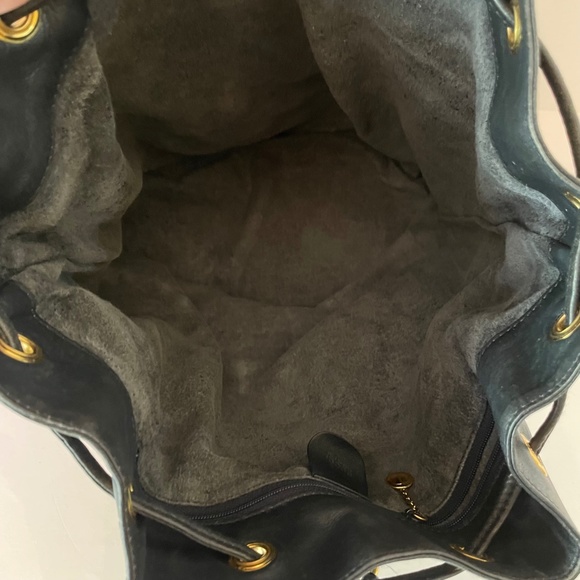 Gucci Black Leather Backpack Vintage Side Bamboo Handle Drawstring - Picture 12 of 16